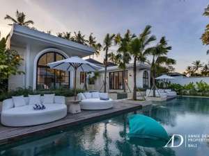 LEASEHOLD UNTIL 2050BRAND NEW VILLA WITH JUNGLE VIEWS - UBUD , tersedia melalui melalui situs Olx