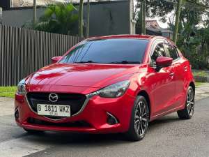 Jual bekas Mazda 2 V 2014 Merah,lokasi di Jakarta DKI