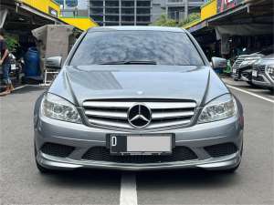 Jual bekas Mercedes-Benz C-Class C200 2011 Silver,lokasi di Jakarta DKI