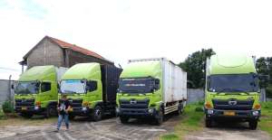 Jual bekas Min 2unit MURAH bok 10 pintu Hino tronton 6x2 FL260JW box besi 2023,lokasi di Jakarta DKI