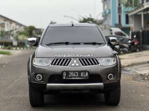 Jual bekas Mitsubishi Pajero Sport Exceed 2012,lokasi di Jakarta DKI