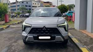 Jual bekas Mitsubishi XForce Ultimate CVT 2024 silver km 7 ribuan,lokasi di Jakarta DKI
