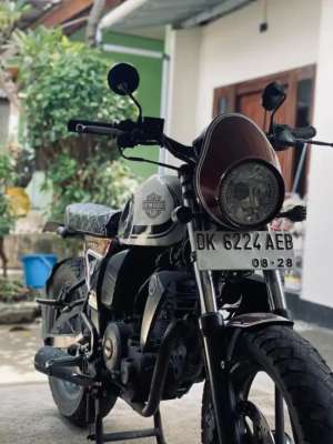 Jual bekas motor cosstum japstyle,lokasi di Denpasar Selatan