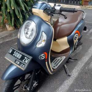 Jual bekas Motor Honda Scoopy tahun 2021 terawat,lokasi di Semarang