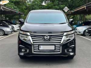 Jual bekas Nissan Elgrand Highway Star 2013 Putih,lokasi di Jakarta DKI