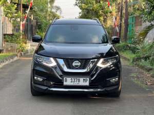 Jual bekas Nissan X-Trail 2.5 CVT 2019 Hitam,lokasi di Jakarta DKI