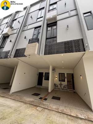 P57. Private Cluster Kedoya, Kebon Jeruk Jakarta Barat , tersedia melalui melalui situs Olx
