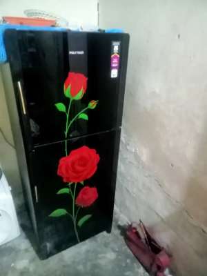 Jual bekas polytron 2pintu mulus no minus,lokasi di Rajabasa