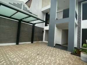 Rumah 2 lantai, 7x20, Jl Elang Malindo, Curuk Indah Cipinang Melayu , tersedia melalui melalui situs Olx