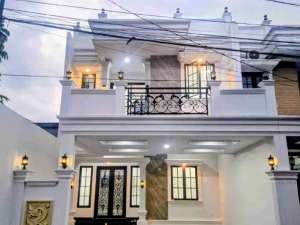 RUMAH 2 LANTAI ADA ROOFTOP DI KALISARI PASAR REBO JAKARTA TIMUR , tersedia melalui melalui situs Olx