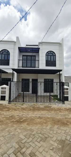 Rumah 2 Lantai di Adhyaksa Karang Mulya , tersedia melalui melalui situs Olx