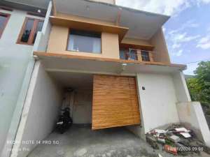 rumah 2 lantai jalan semobil jatiendah ujung berung bandung , tersedia melalui melalui situs Olx