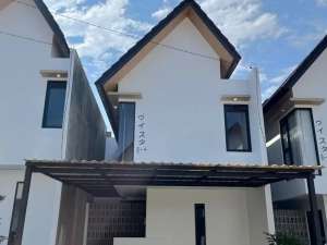 Rumah 2 Lt Design Jepang di cihanjuang dkt bandara husein sastranegara , tersedia melalui melalui situs Olx