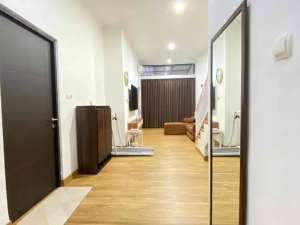 Rumah 3Lantai 1 Milyaran Di Jatisari Bekasi , tersedia melalui melalui situs Olx