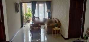 RUMAH ASRI DENGAN LUAS TANAH BESAR LOKASI TENGAH KOTA , tersedia melalui melalui situs Olx