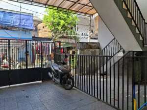 Rumah Atau Kos Lokasi Strategis Nyaman Dan Bebas Banjir , tersedia melalui melalui situs Olx