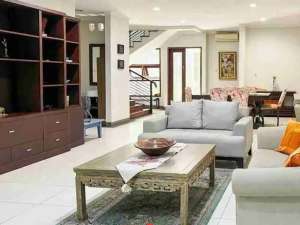 Rumah Bagus Siap Huni Semi Furnished di Pondok Indah Jaksel , tersedia melalui melalui situs Olx