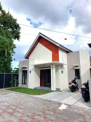 Rumah Baru Desain Cakep di Wedomartani lokasi di Wedomartani, tersedia melalui melalui situs Olx