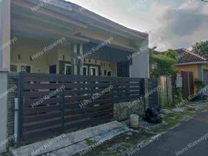 Rumah bonus tanah kompleks GOR Purwokerto , tersedia melalui melalui situs Olx