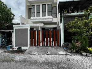 Rumah Cantik Minimalis Jalan Lebar, di Medayu Utara dekat MERR, Rungkut, Pandugo , tersedia melalui melalui situs Olx