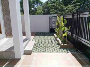 Rumah dalam perumahan dekat jalan tajem stadion maguwoharjo , tersedia melalui melalui situs Olx