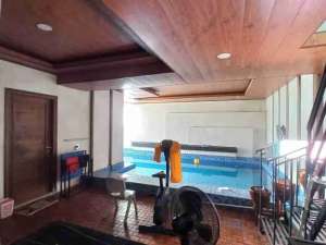 rumah di graha estetika 3 menit ke Undip , tersedia melalui melalui situs Olx