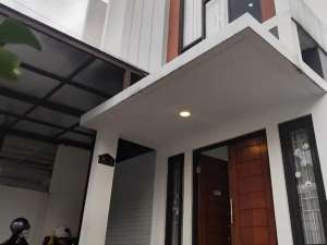 Rumah Dijual 2 Lantai Arcamanik Bandung, Dekat Sport Jabar Nego , tersedia melalui melalui situs Olx