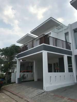 RUMAH DIJUAL Discovery Aluvia Bintaro Sektor 9 lokasi di Discovery Alluvia, tersedia melalui melalui situs Olx