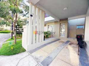 Rumah Furnished 2 Lantai Di Orchard Park Batam , tersedia melalui melalui situs Olx