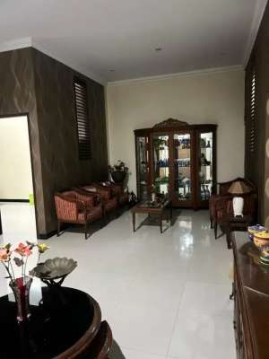Rumah Furnished 3 menit ke JL Damai JL Kaliurang Km 8.5 lokasi di Ngaglik Sleman, tersedia melalui melalui situs Olx