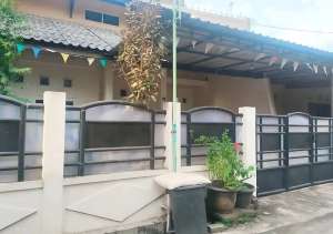 RUMAH JALAN KRUING BANYUMANIK SEMARANG lokasi di Kruing Banyumanik semarang, tersedia melalui melalui situs Olx