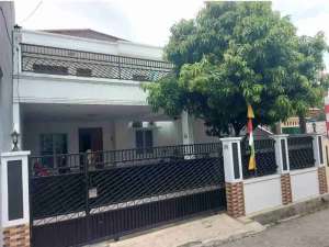 RUMAH MEGAH NEWDI BINTARA 14 DEKAT TOLSTASIUN CAKUNG , tersedia melalui melalui situs Olx