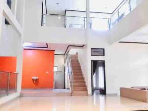 Rumah Mewah Bima Stadion Cirebon , tersedia melalui melalui situs Olx