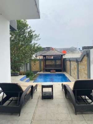 RUMAH MEWAH RASA VILLAPRIVATE POOLDEKAT WHOOSH TEGAL LUAR lokasi di Jl  sekahaji Raya Bandung Timur, tersedia melalui melalui situs Olx