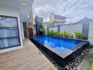 Rumah Semi Villa Strategis Jl Gatot Subroto Barat Padang Sambian , tersedia melalui melalui situs Olx