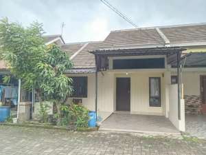 Rumah SHM Strategis 14 Menit ke ON Mall Sentul City Siap KPR J-39608 , tersedia melalui melalui situs Olx