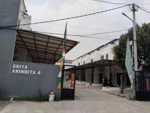 Rumah siap huni, harga 800jutaan, KPR 0 DP, akses dekat tol jatiwarna , tersedia melalui melalui situs Olx