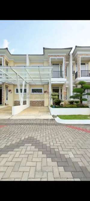 RUMAH STRATEGIS DI PUSAT KOTA BOGOR AKSES SELANGKAH KE TOL FASILITAS RUMAH KOMPLIT , tersedia melalui melalui situs Olx