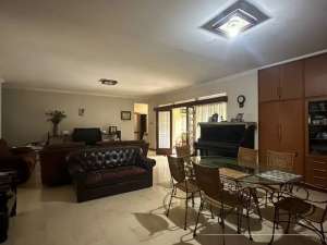 Rumah Strategis Pinggir Jalan Raya Buaran Raya Jakarta Timur , tersedia melalui melalui situs Olx