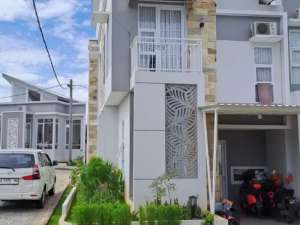 Rumah Syariah Depok Medina Townhouse desain modern lokasi premium bebas riba cicilan fleksibel dekat pusat perbelanjaan dan fasilitas umum Jabodetabek , tersedia melalui melalui situs Olx