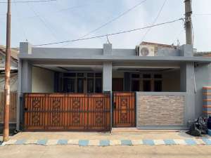 Rumah TenangAman di Taman Rahayu RegencyCocok untuk Keluarga lokasi di Perumahan Taman Rahayu Regency Blok A6 No. 84, tersedia melalui melalui situs Olx