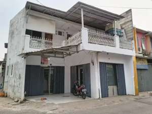 Rumah untuk usaha, posisi hook di Pondok Cabe , tersedia melalui melalui situs Olx