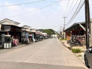 Rumah Usaha Posisi HooK di Sentraland Boulevard Parung Panjang , tersedia melalui melalui situs Olx