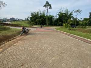 tanah di dalam clustrer mewah dieng atas deket akses ke kota batu area citra garden villa puncak tidar lokasi di Dinoyo, tersedia melalui melalui situs Olx