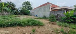 tanah pekarangan di colomadu lokasi di Manahan, tersedia melalui melalui situs Olx