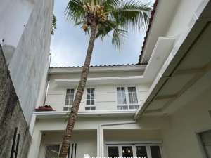 Temukan rumah impian Anda dengan harga dibawah harga pasar di Raffless Hills Cibubur , tersedia melalui melalui situs Olx