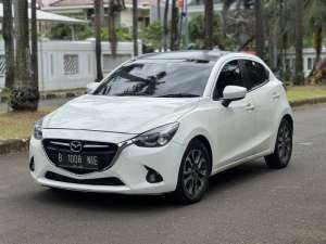 Jual bekas Termurah Mazda 2 GT AT Putih 2015,lokasi di Jakarta DKI