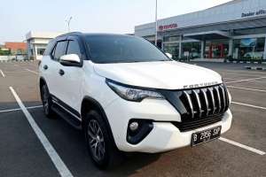 Jual bekas Toyota Fortuner 2.4 VRZ AT 2016,lokasi di Banten
