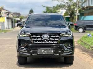 Jual bekas Toyota Fortuner VRZ 2022 SUV,lokasi di Jakarta DKI