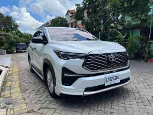 Jual bekas Toyota Innova V Zenix putih bensin at 2023,lokasi di Jawa Timur